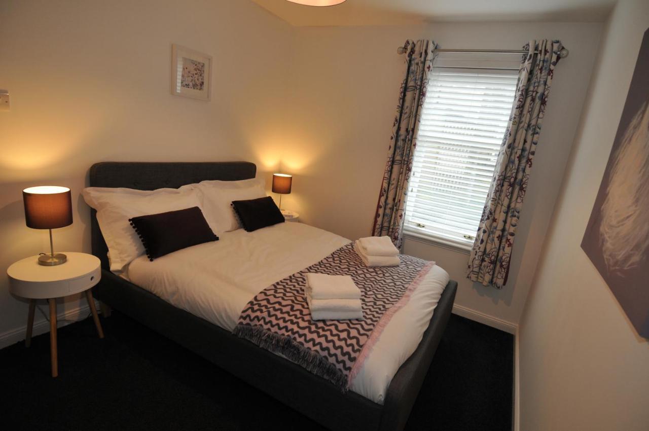 No5 Esplanade Court, Stornoway Town Centre Apartment Bagian luar foto