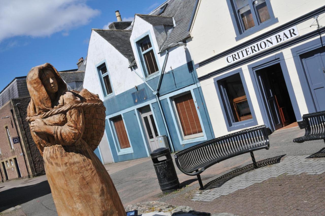 No5 Esplanade Court, Stornoway Town Centre Apartment Bagian luar foto