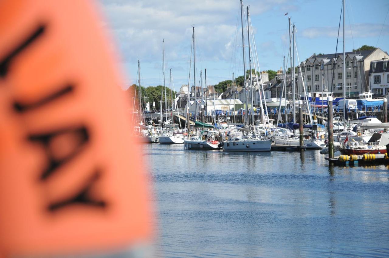 No5 Esplanade Court, Stornoway Town Centre Apartment Bagian luar foto